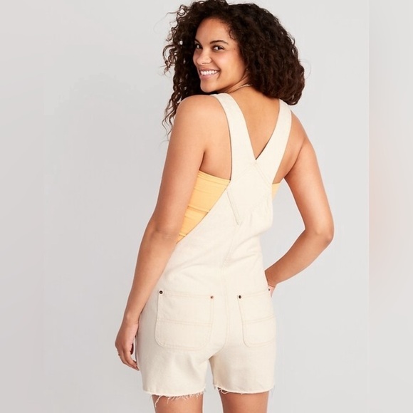 NWT! Ecru Slouchy Straight Cut-Off Jean
Shortalls -- 3.5-inch inseam - Size 4X💛 - Picture 2 of 9